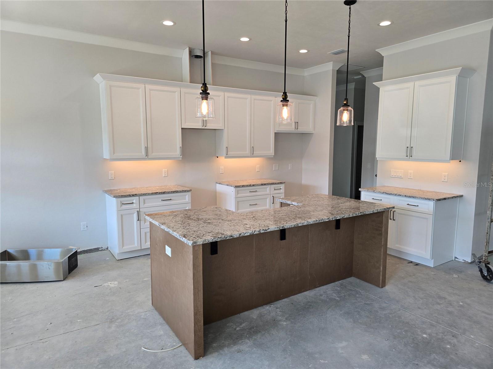 Image 3 of 14 For 16354 204th Street