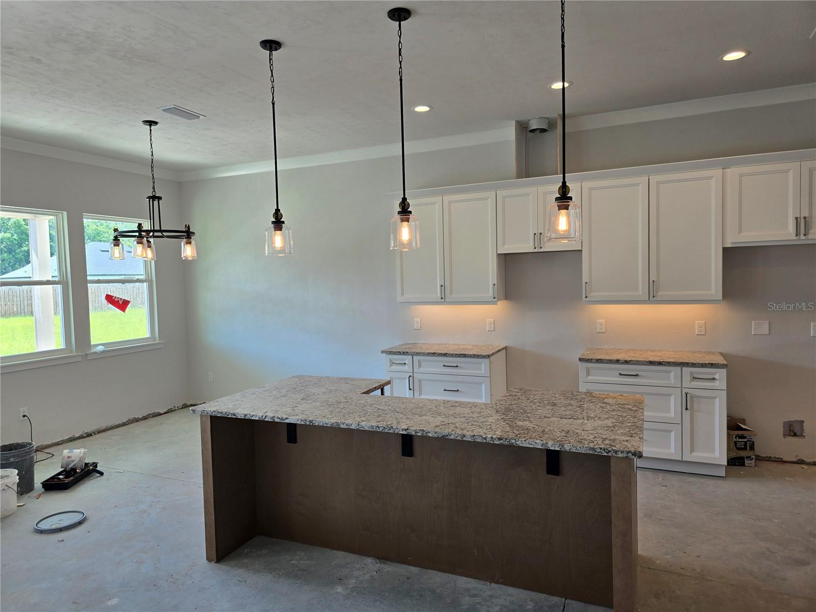 Image 5 of 14 For 16354 204th Street