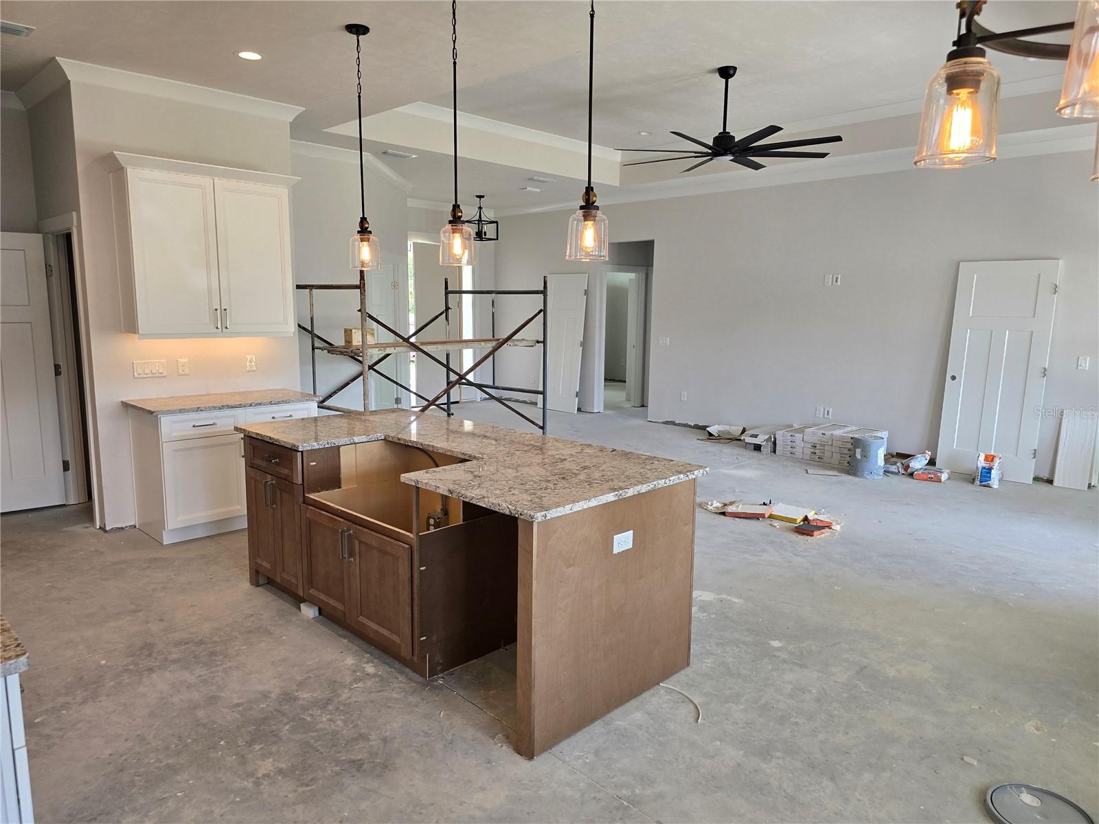 Image 6 of 14 For 16354 204th Street