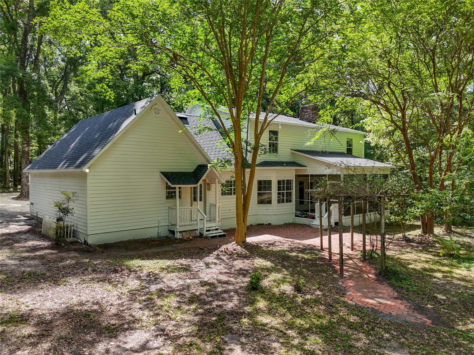 Image 35 of 45 For 276 Woodland Avenue