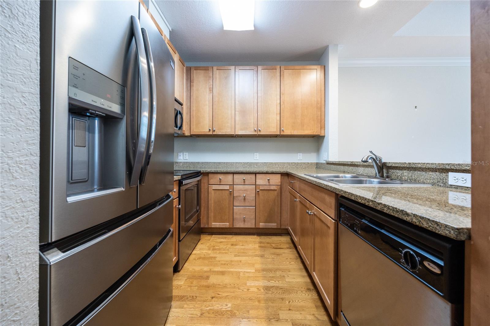Image 14 of 45 For 4715 91st Drive 302