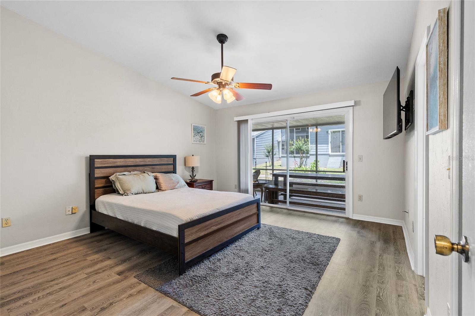 Image 16 of 24 For 364 48th Boulevard K