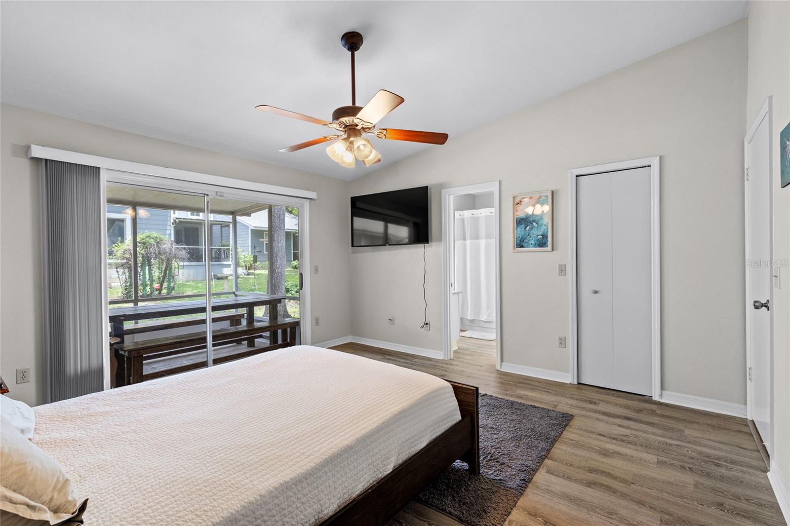 Image 17 of 24 For 364 48th Boulevard K