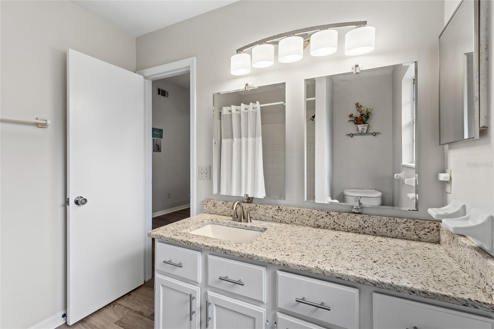 Image 18 of 24 For 364 48th Boulevard K