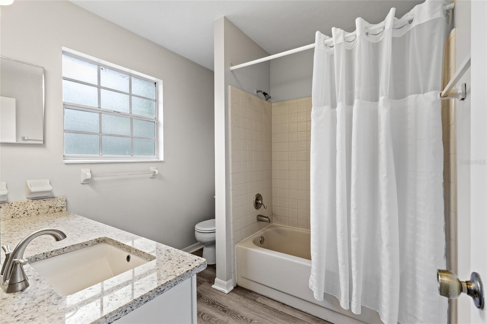 Image 19 of 24 For 364 48th Boulevard K