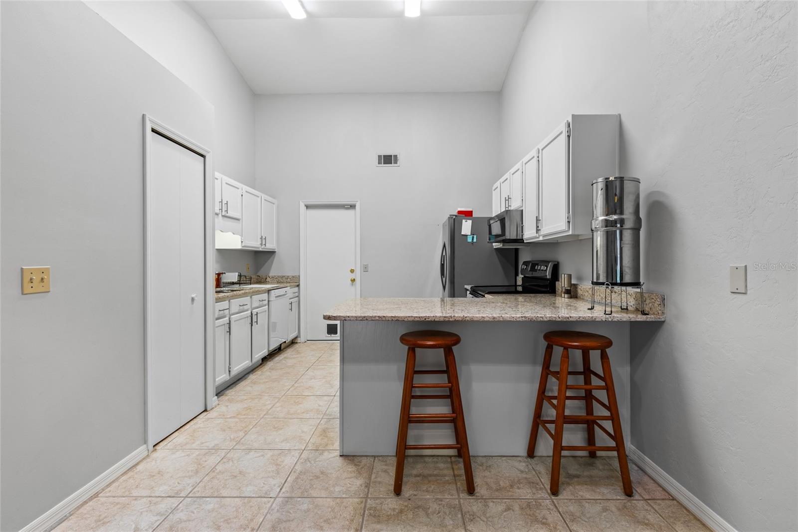 Image 9 of 24 For 364 48th Boulevard K
