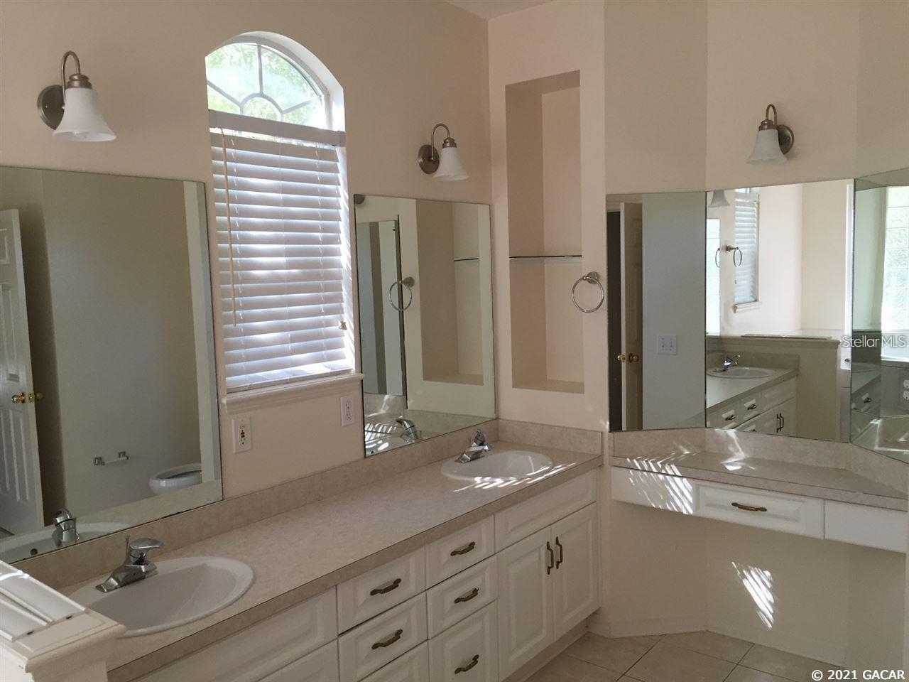 Image 4 of 15 For 7129 84th Way