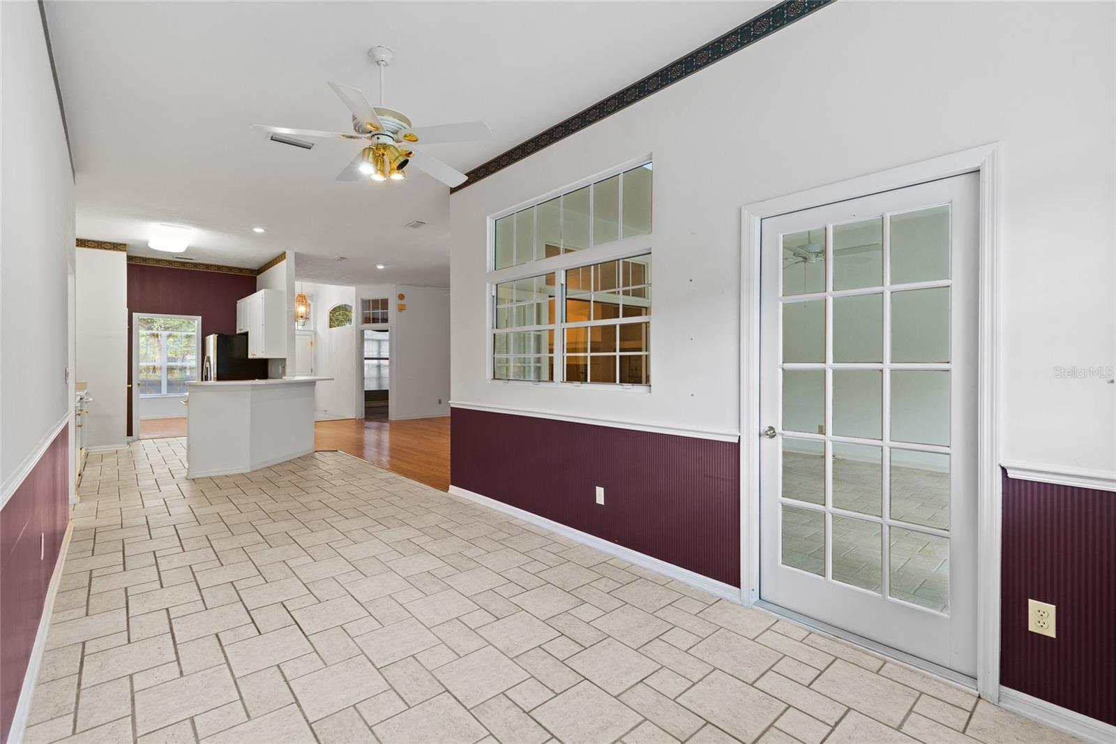 Image 12 of 34 For 6915 49th Street
