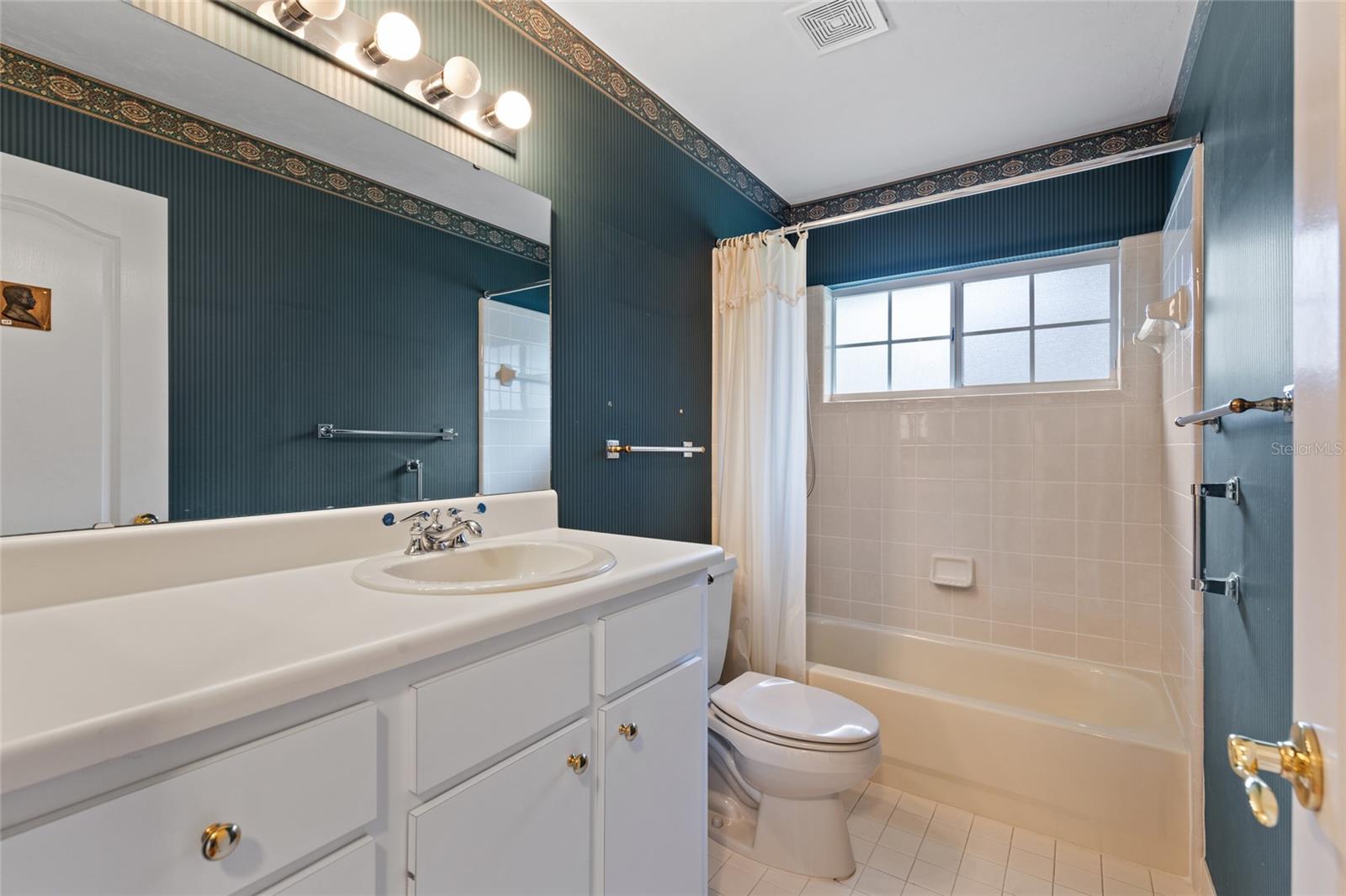 Image 18 of 34 For 6915 49th Street