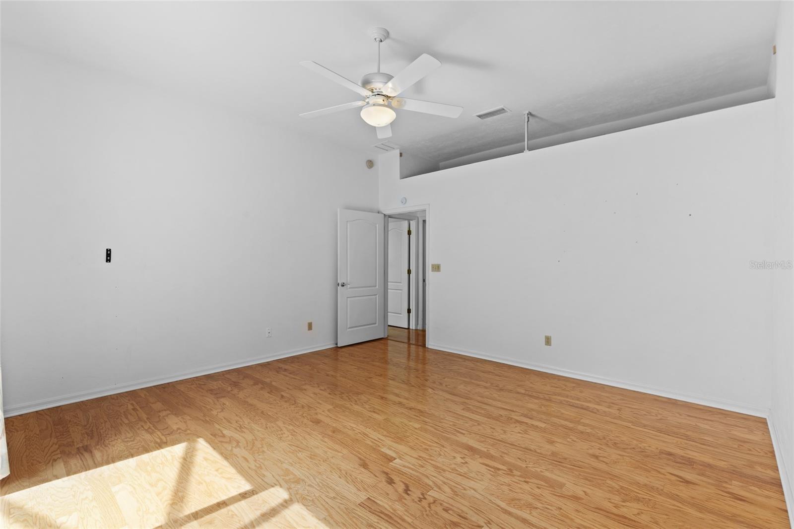 Image 20 of 34 For 6915 49th Street
