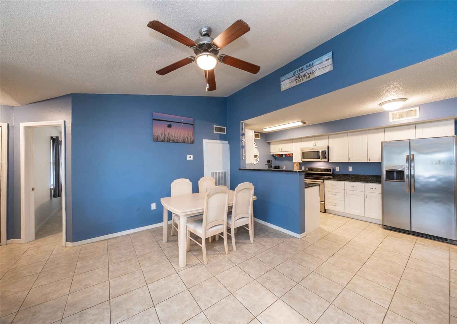 Image 18 of 23 For 12700 Equestrian Cir  2508