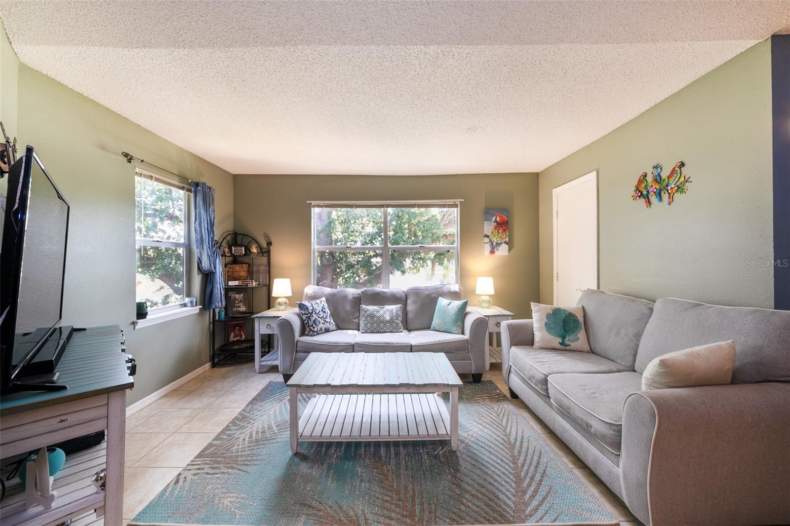 Image 2 of 23 For 12700 Equestrian Cir  2508