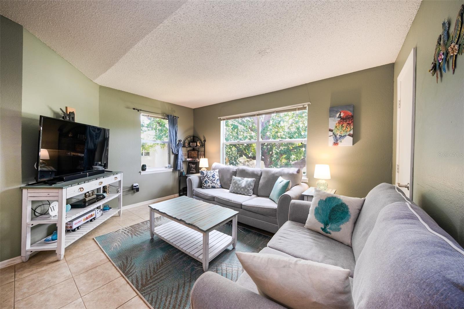 Image 4 of 23 For 12700 Equestrian Cir  2508