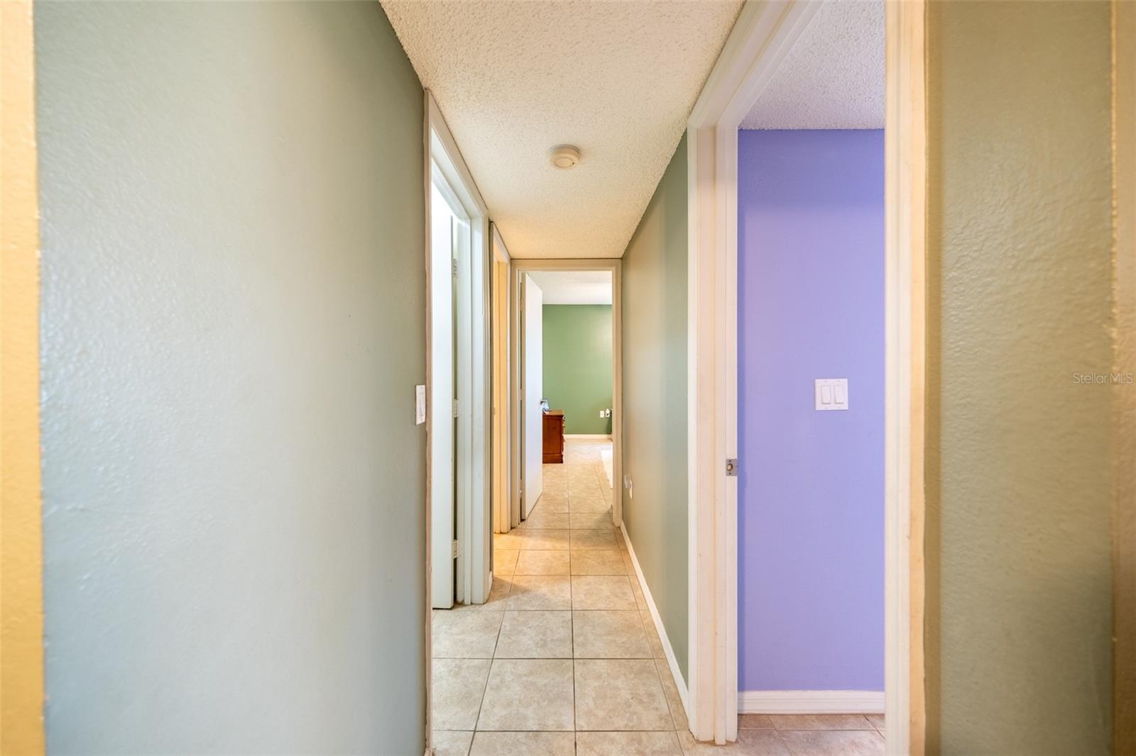 Image 8 of 23 For 12700 Equestrian Cir  2508