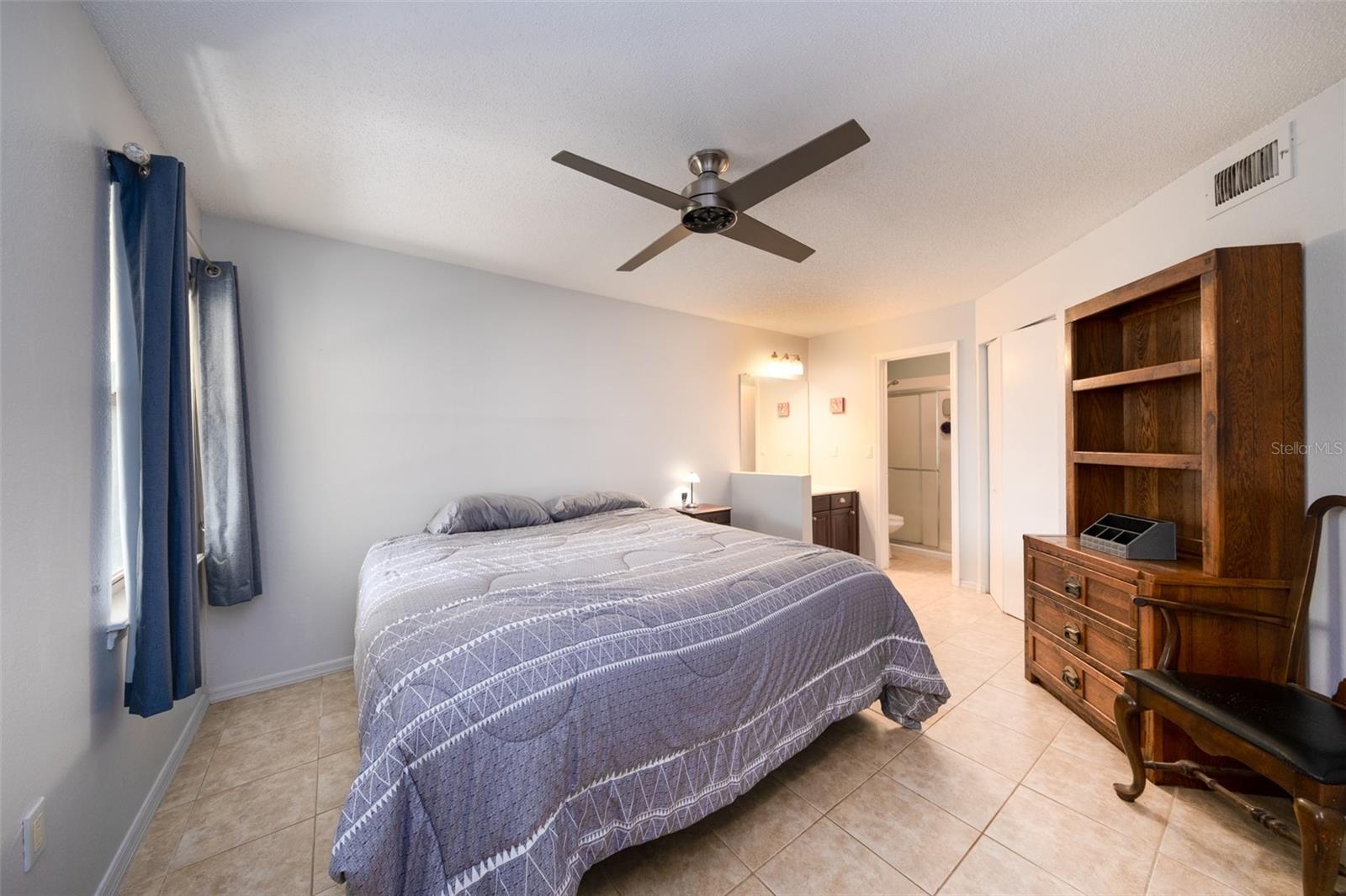 Image 9 of 23 For 12700 Equestrian Cir  2508