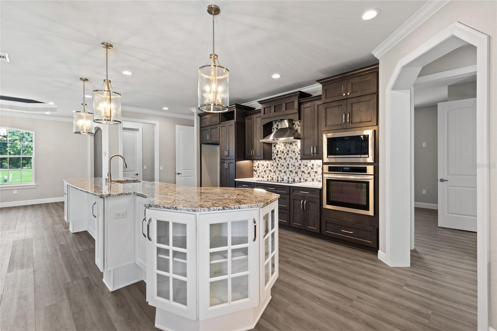 Image 11 of 54 For 17781 72nd Street Road