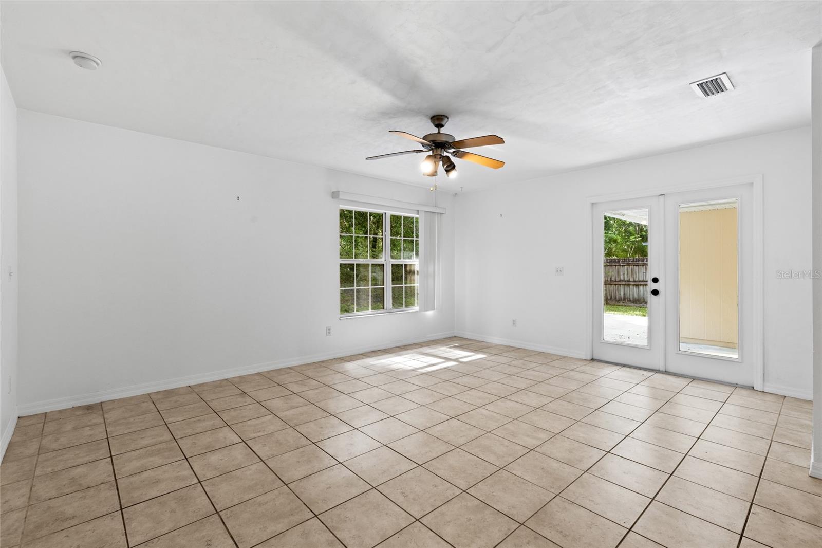 Image 12 of 33 For 6454 84th Terrace