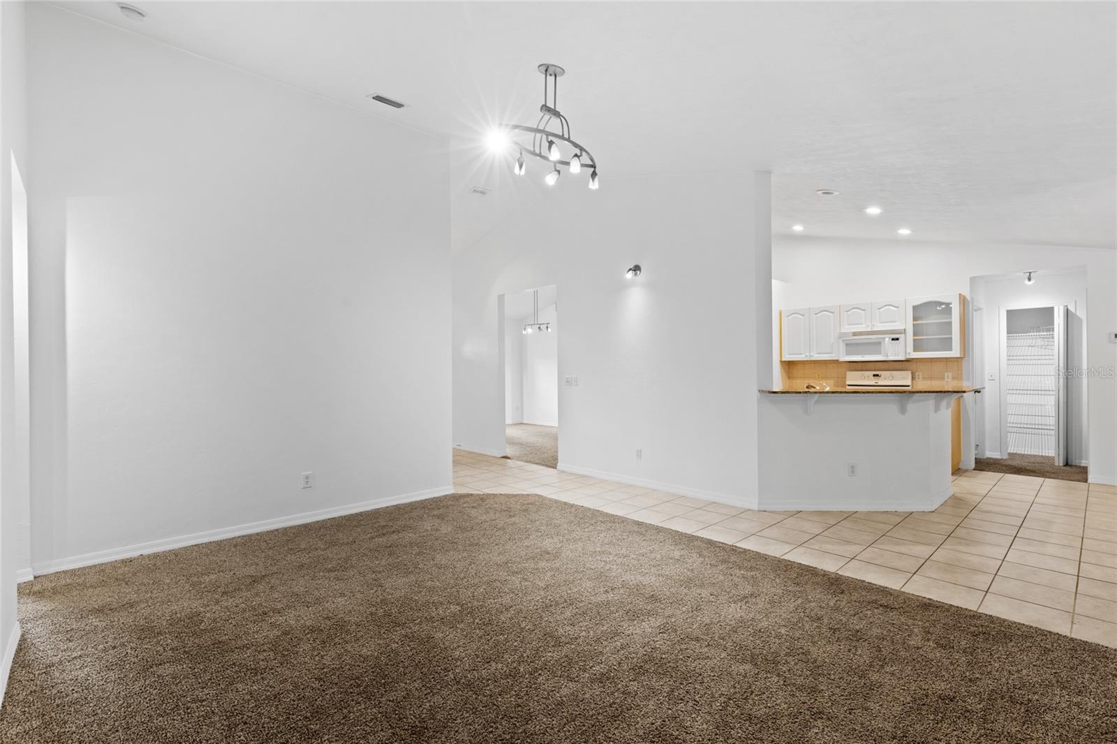 Image 13 of 33 For 6454 84th Terrace