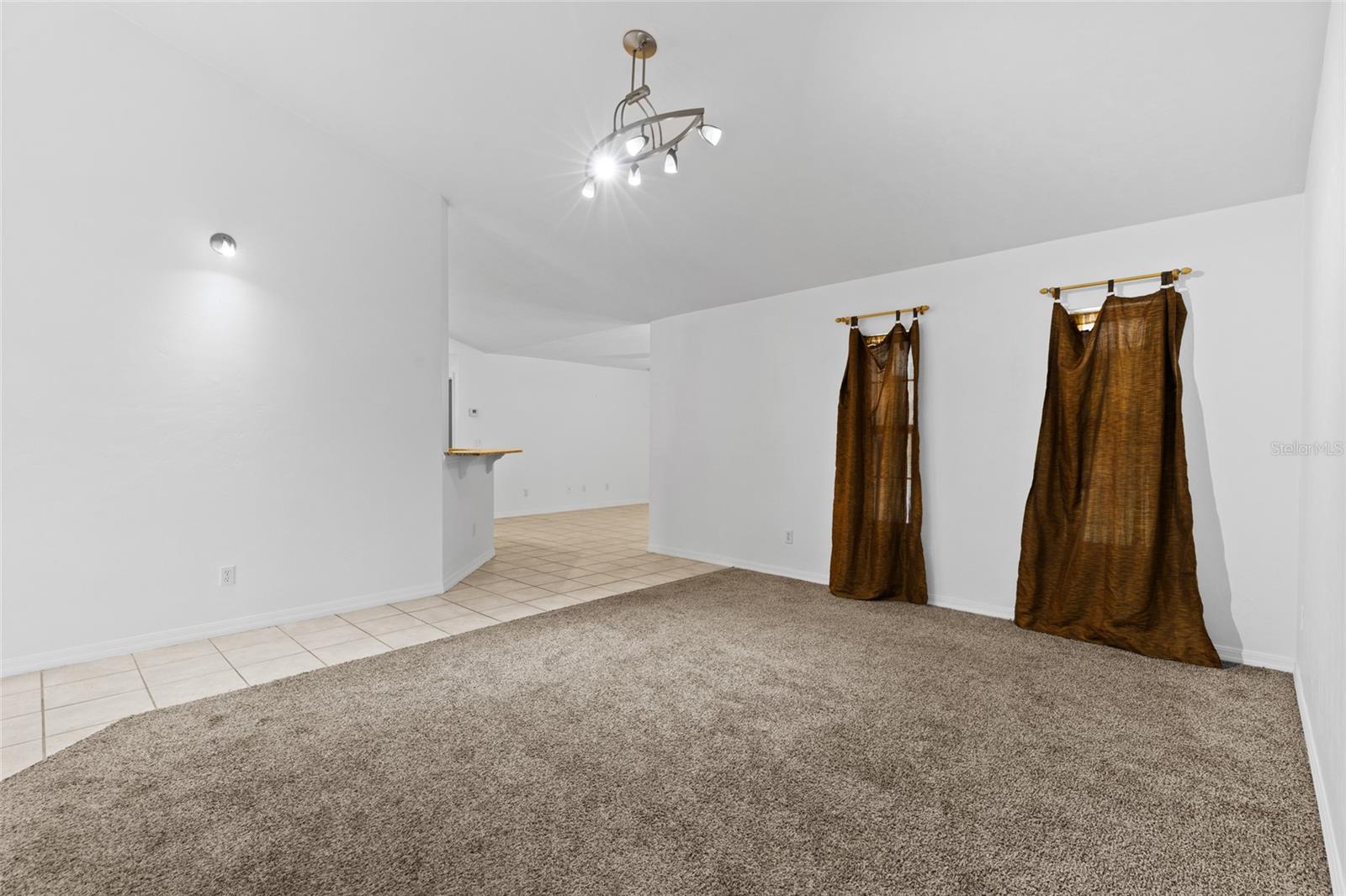 Image 14 of 33 For 6454 84th Terrace