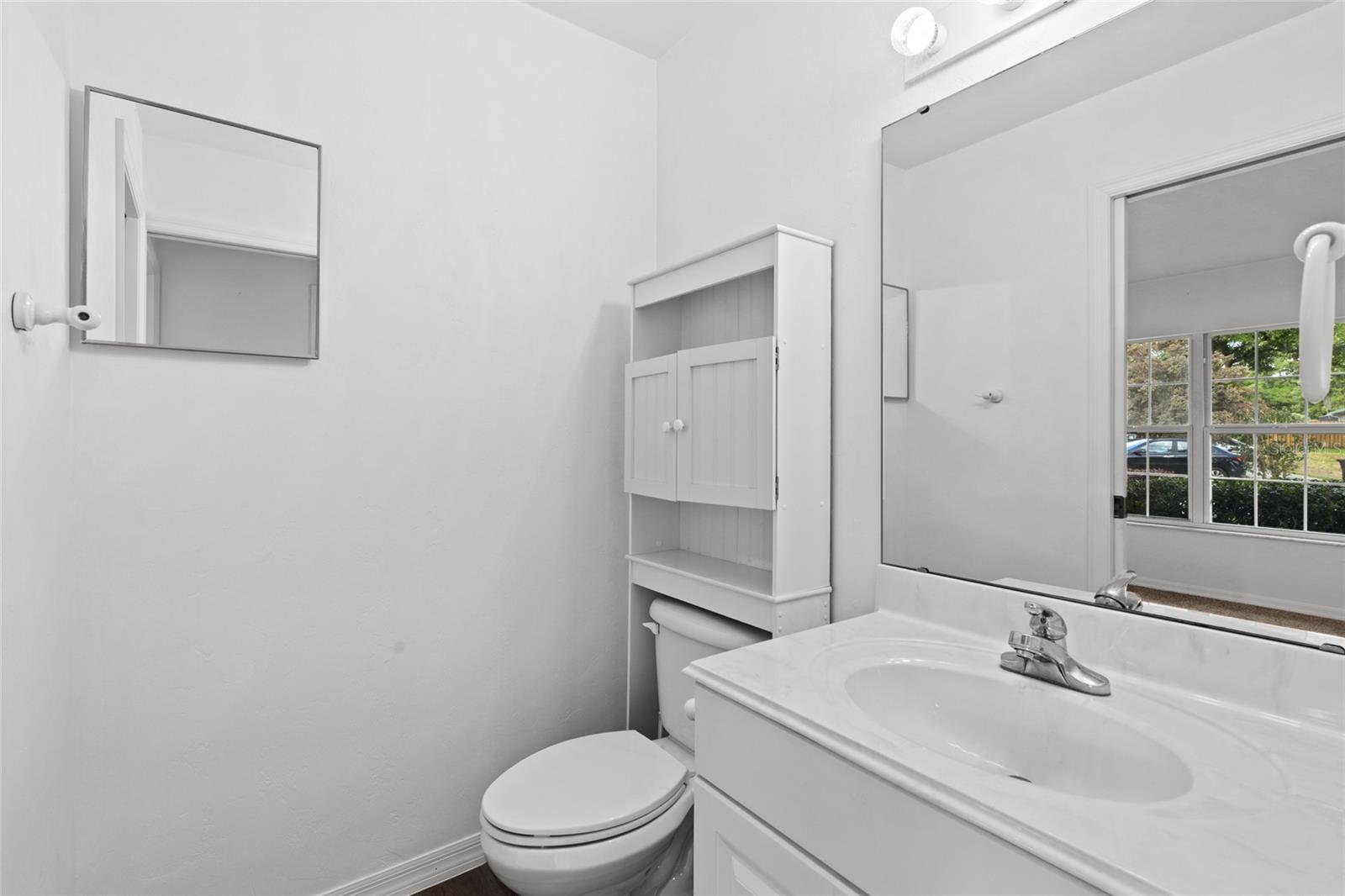 Image 19 of 33 For 6454 84th Terrace