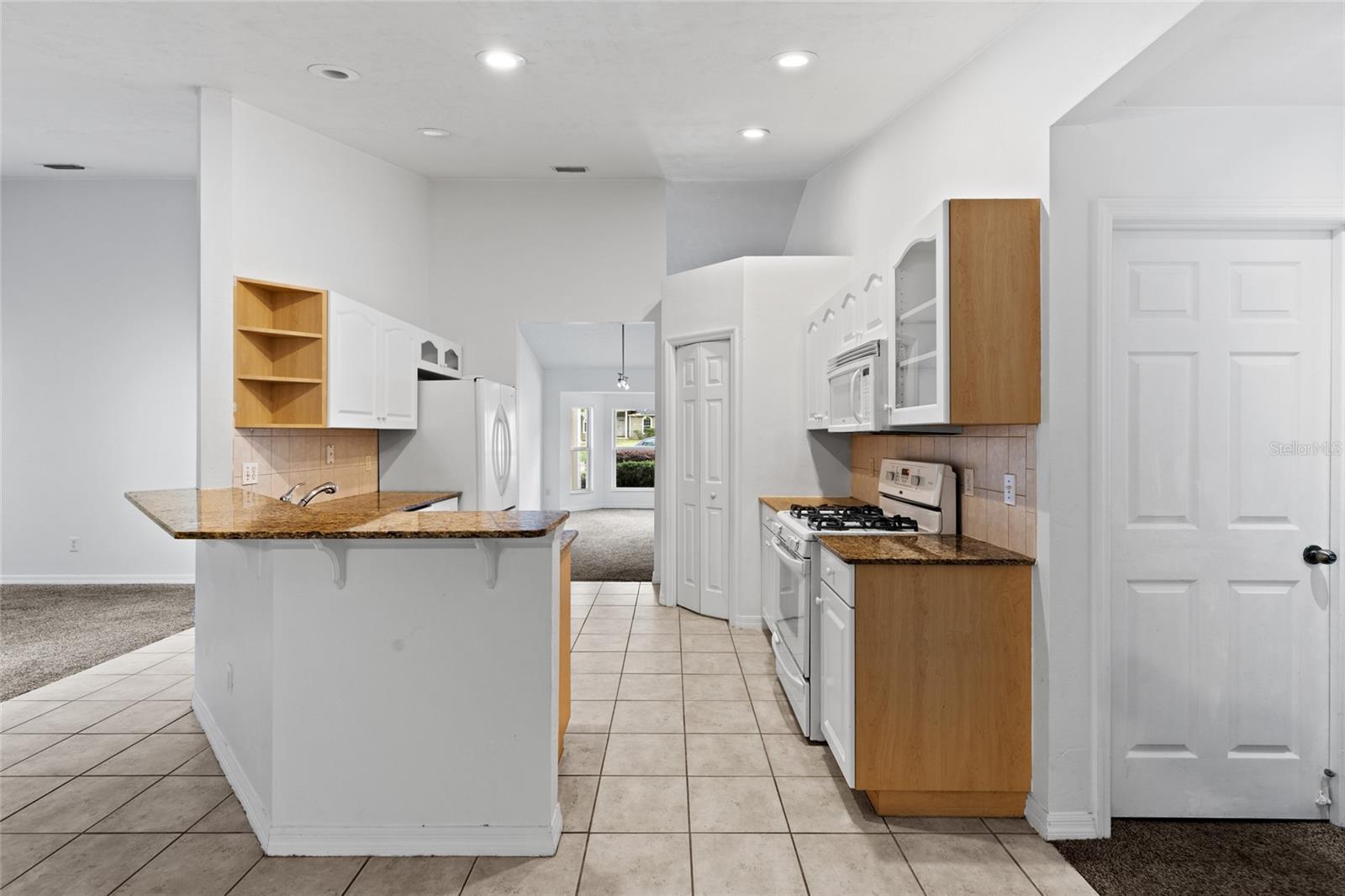 Image 8 of 33 For 6454 84th Terrace