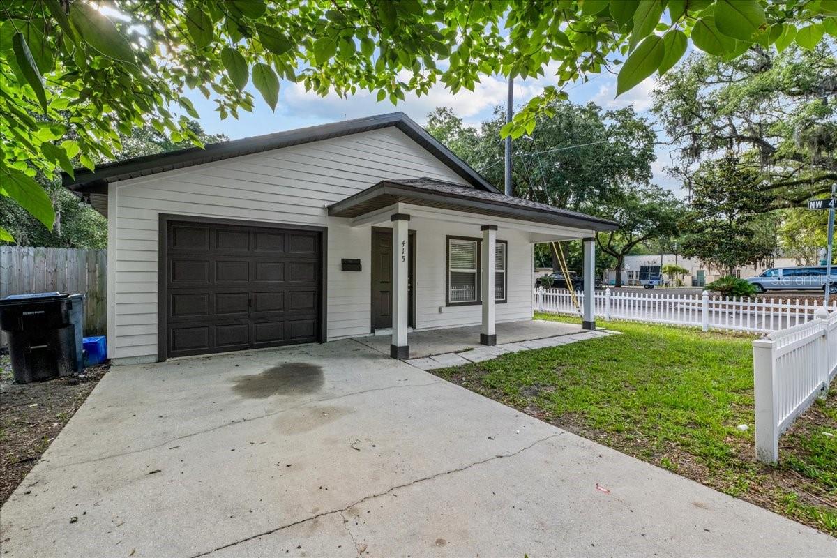 Image 2 of 26 For 415 10th Street