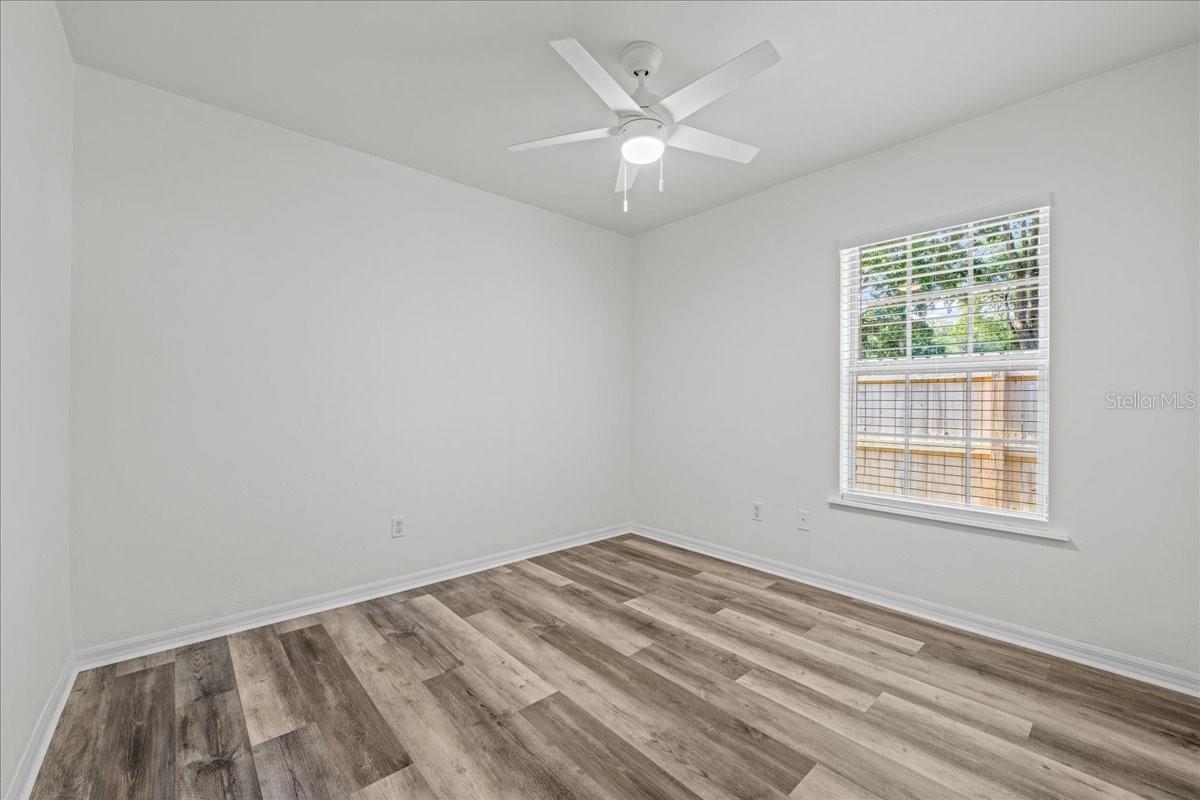 Image 20 of 26 For 415 10th Street