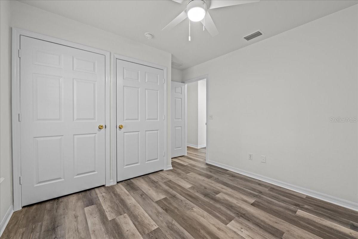 Image 21 of 26 For 415 10th Street