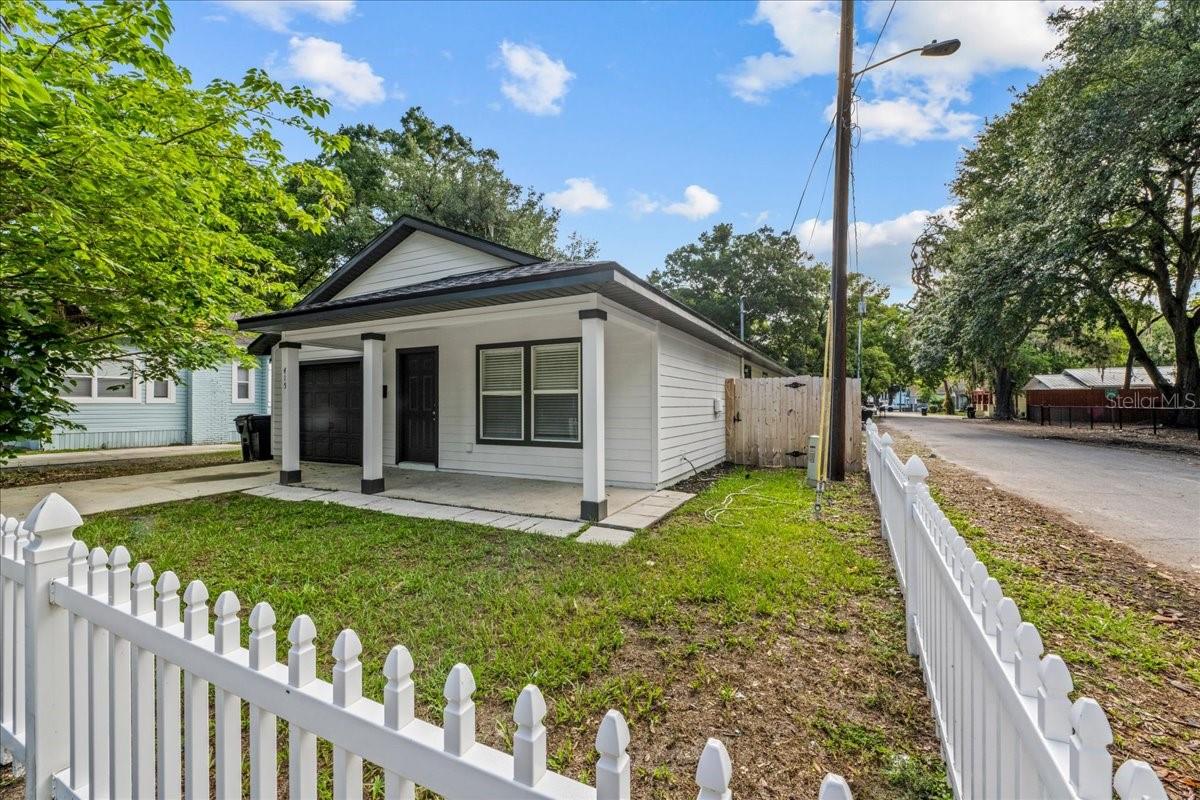 Image 3 of 26 For 415 10th Street