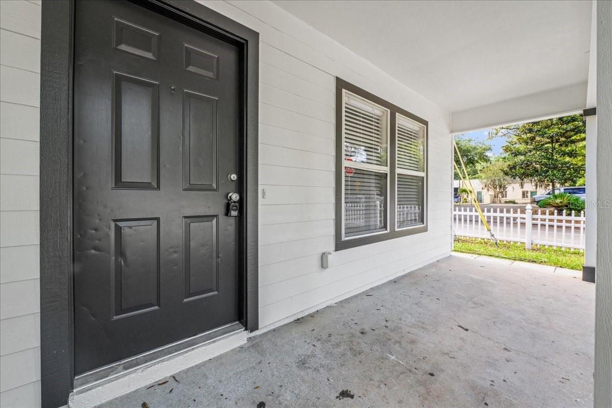 Image 4 of 26 For 415 10th Street