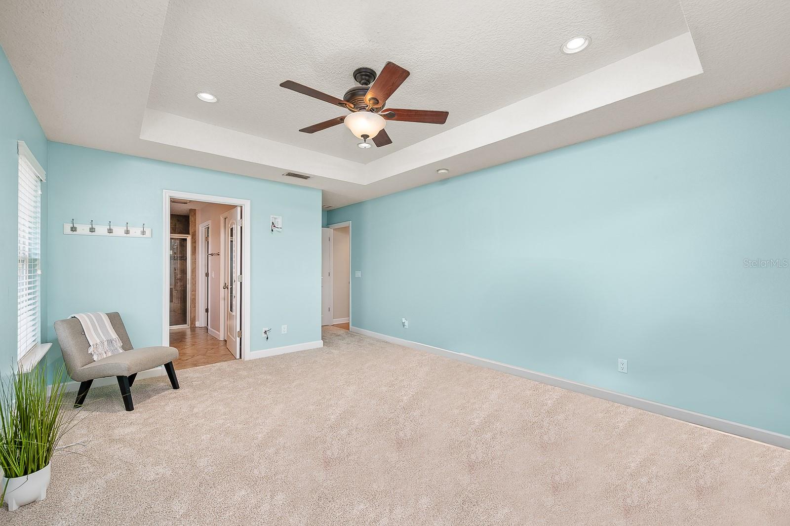 Image 14 of 33 For 19152 228th Way