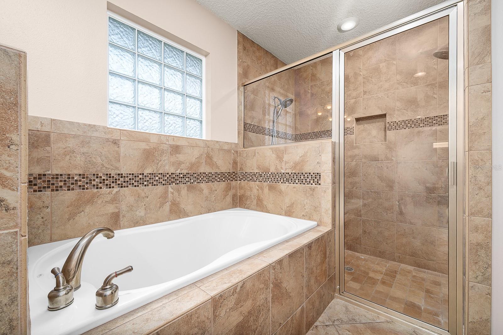 Image 17 of 33 For 19152 228th Way