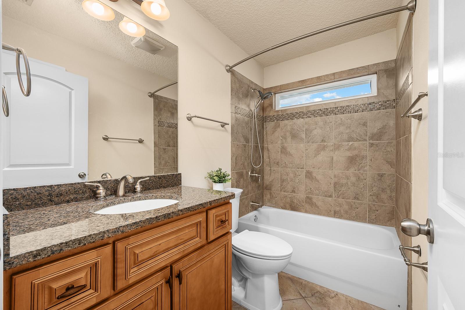 Image 21 of 33 For 19152 228th Way