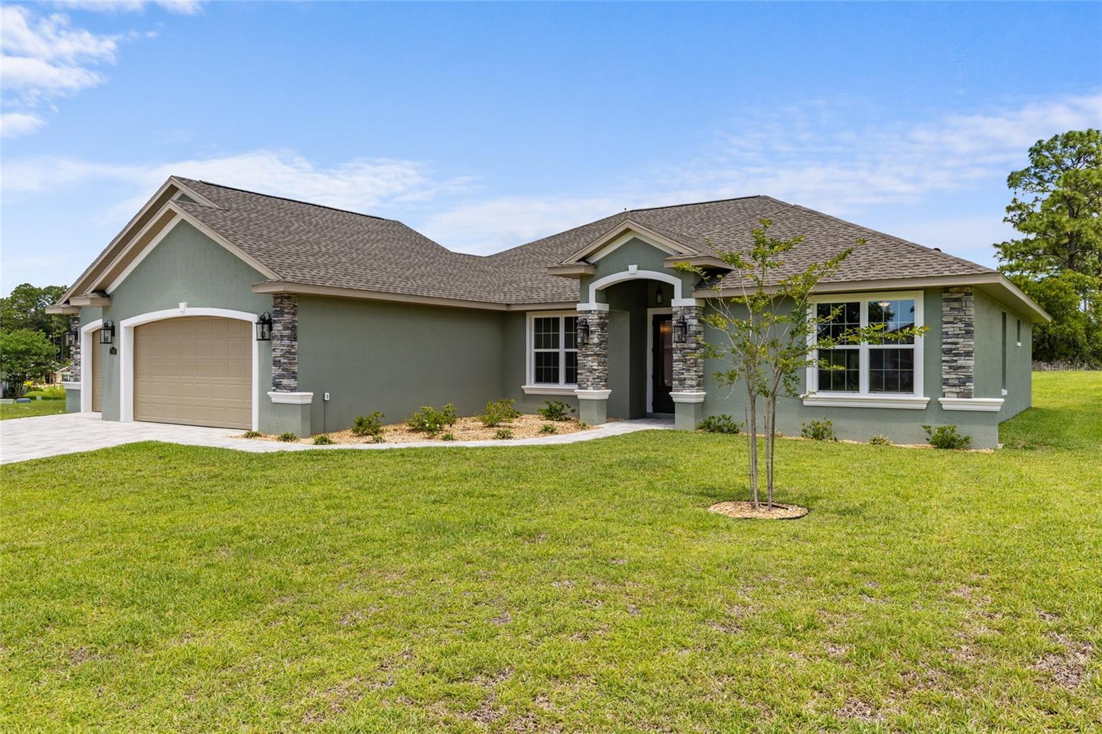 Image 2 of 36 For 17887 72nd Street Road