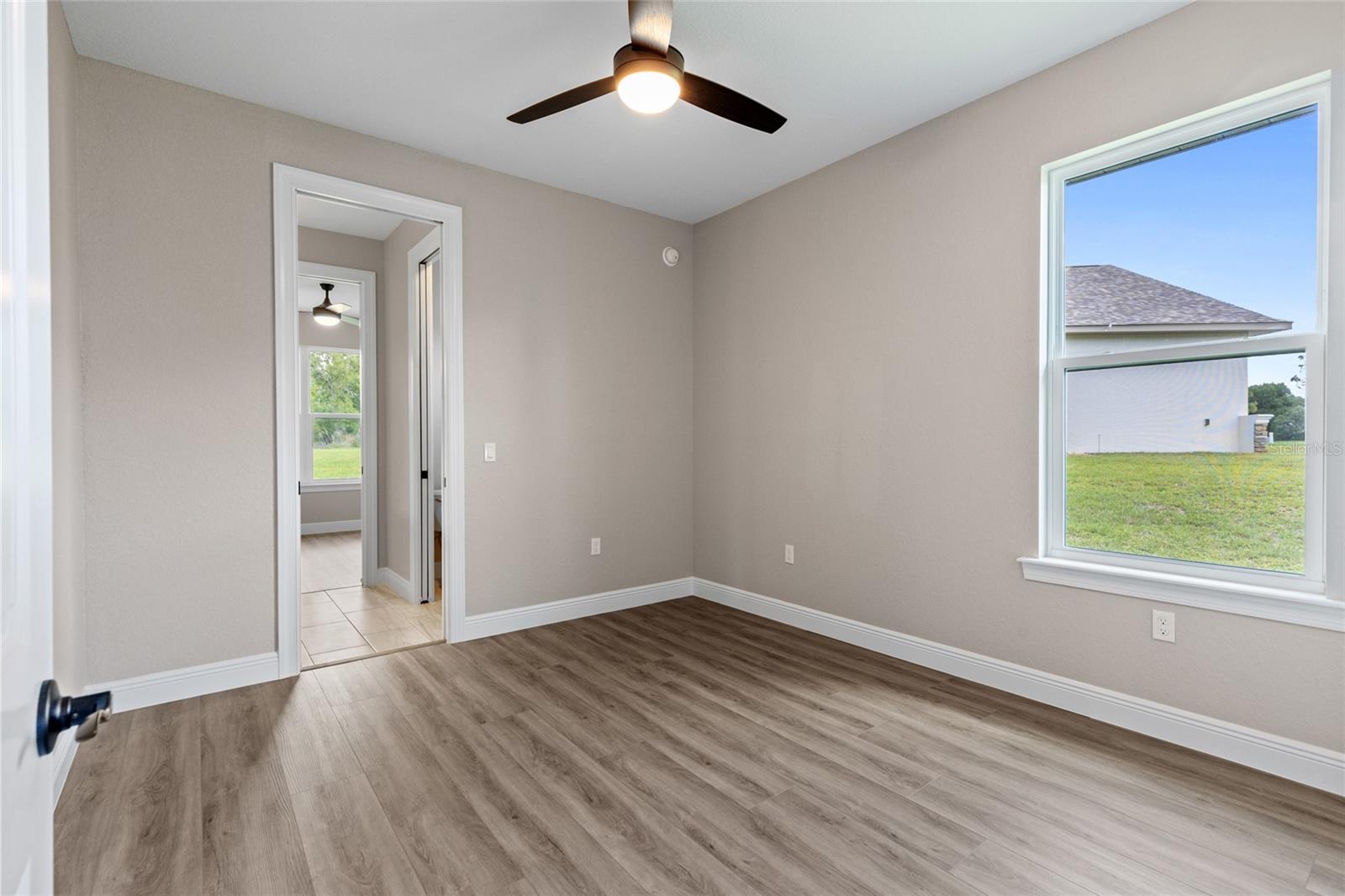Image 24 of 36 For 17887 72nd Street Road