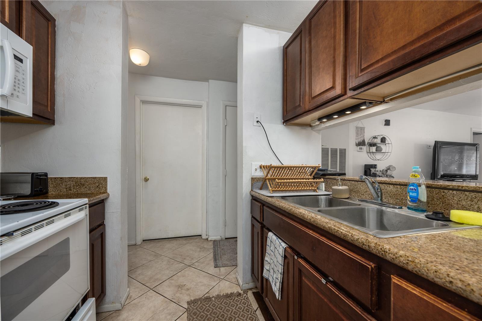 Image 5 of 34 For 4000 23rd Street 1-106