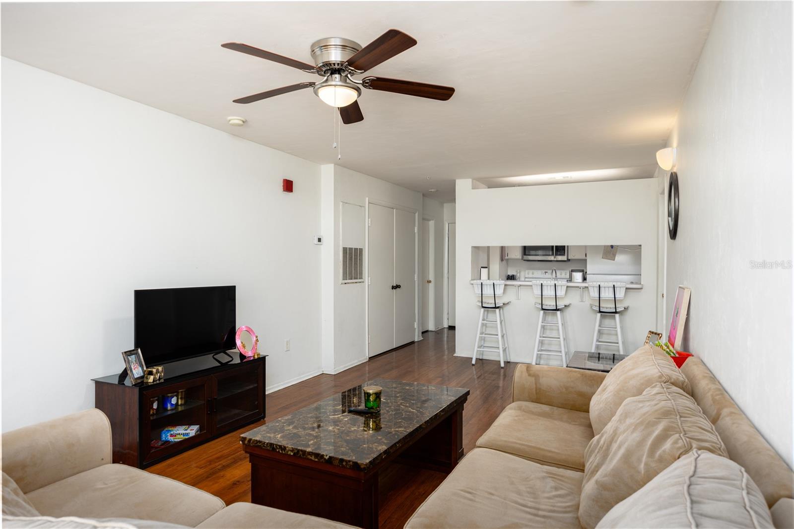 Image 10 of 33 For 4000 23rd Street 5-105