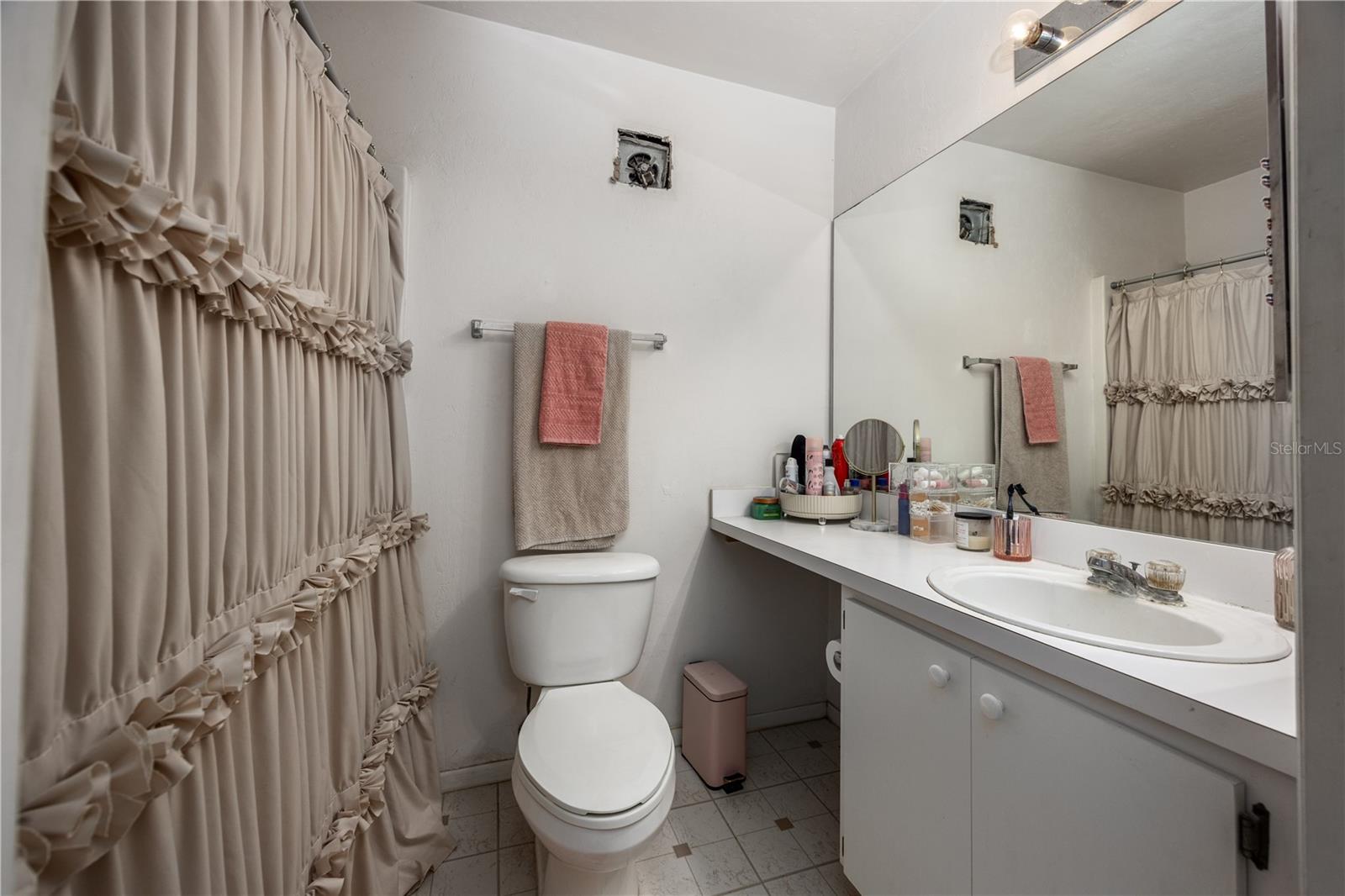 Image 19 of 33 For 4000 23rd Street 5-105