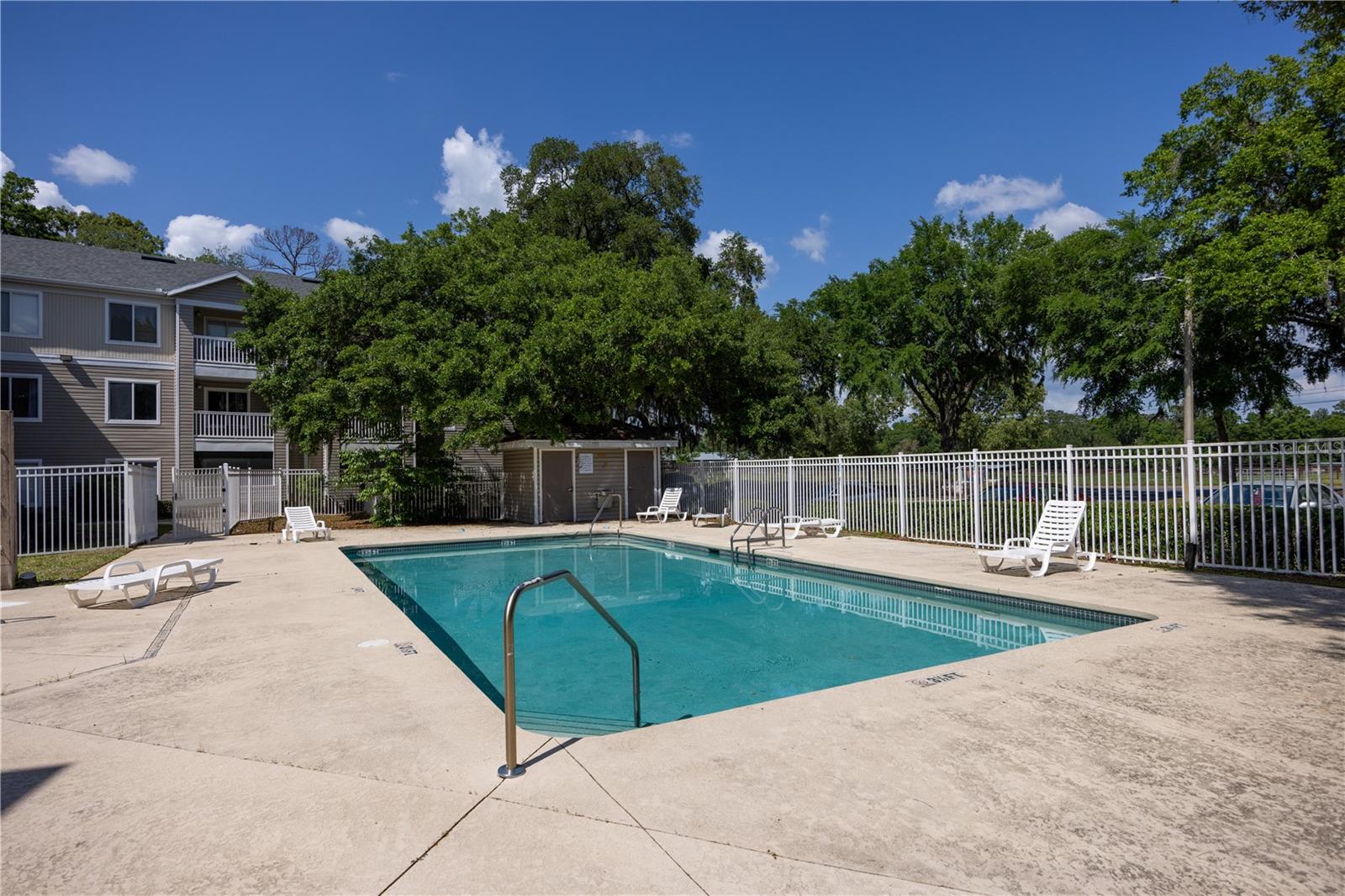 Image 24 of 33 For 4000 23rd Street 5-105