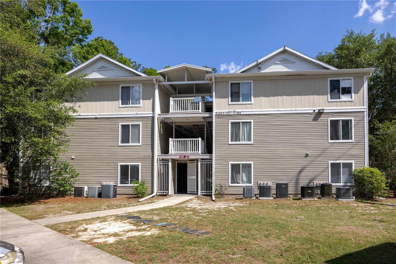 Image 31 of 33 For 4000 23rd Street 5-105