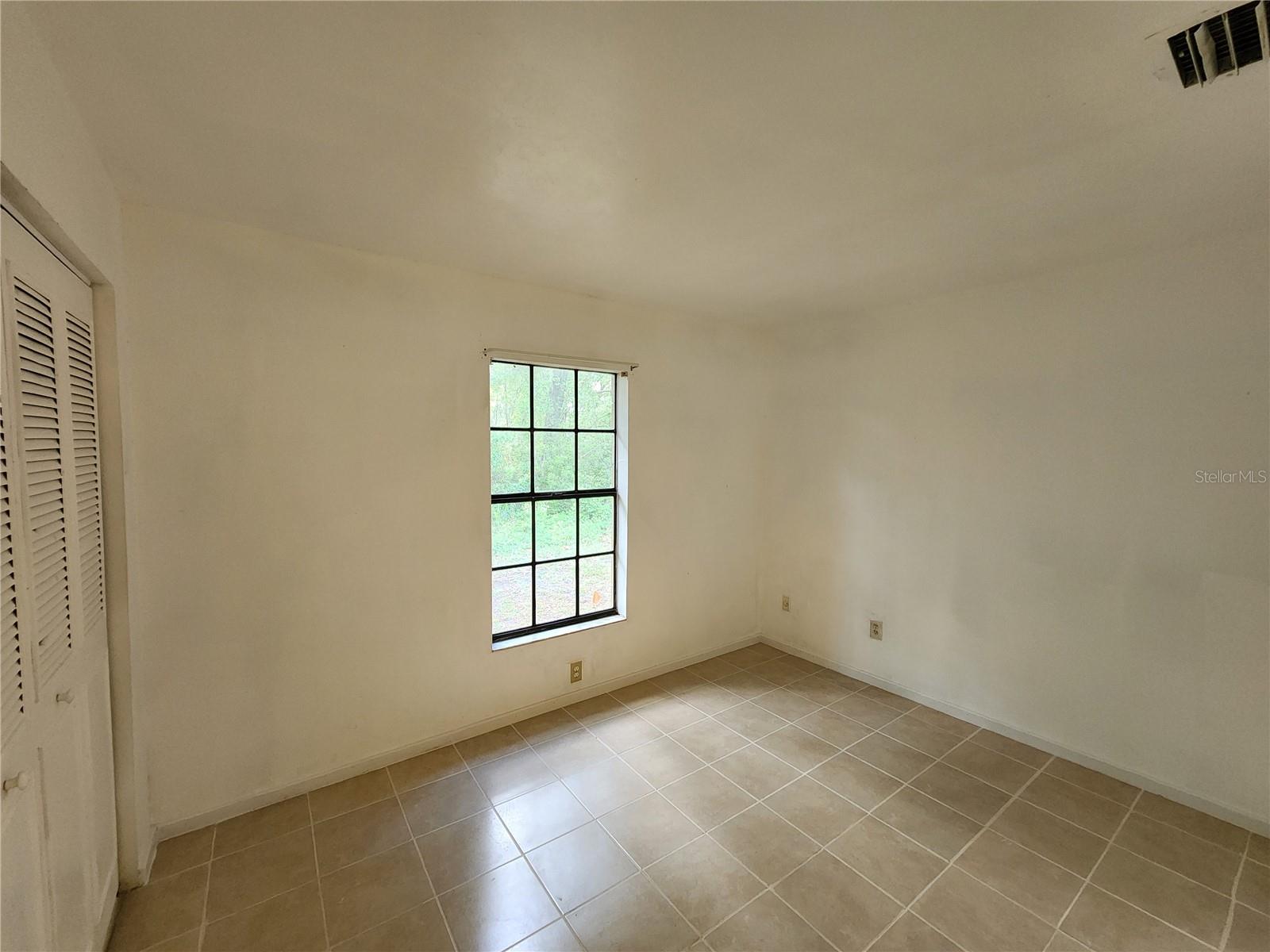 Image 13 of 17 For 6136 26 Street