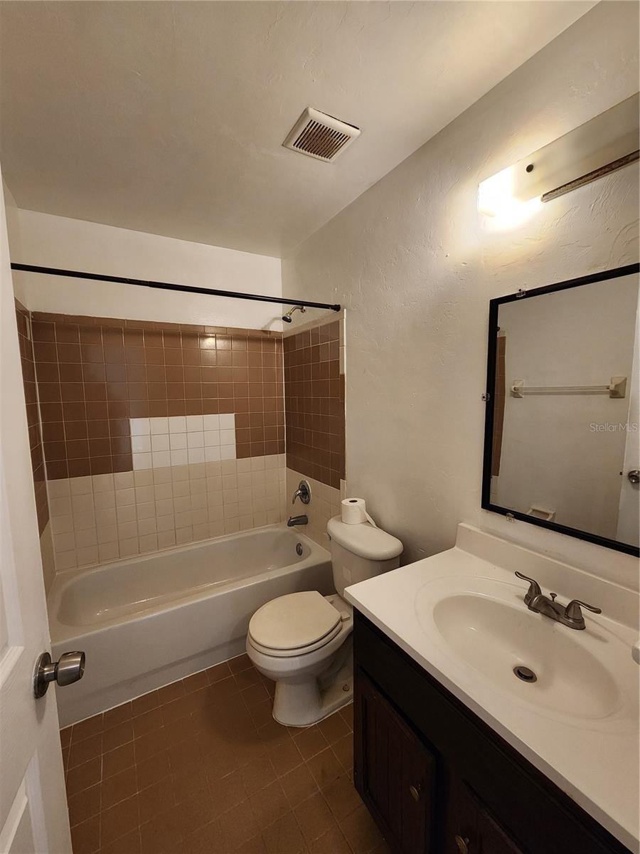 Image 17 of 17 For 6136 26 Street