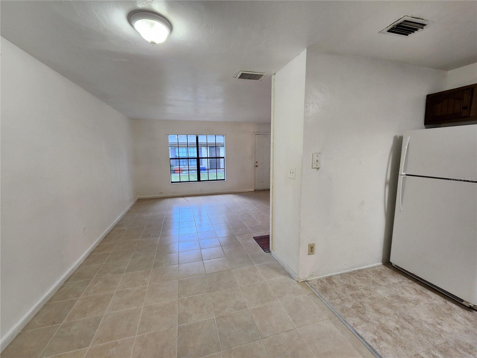 Image 7 of 17 For 6136 26 Street
