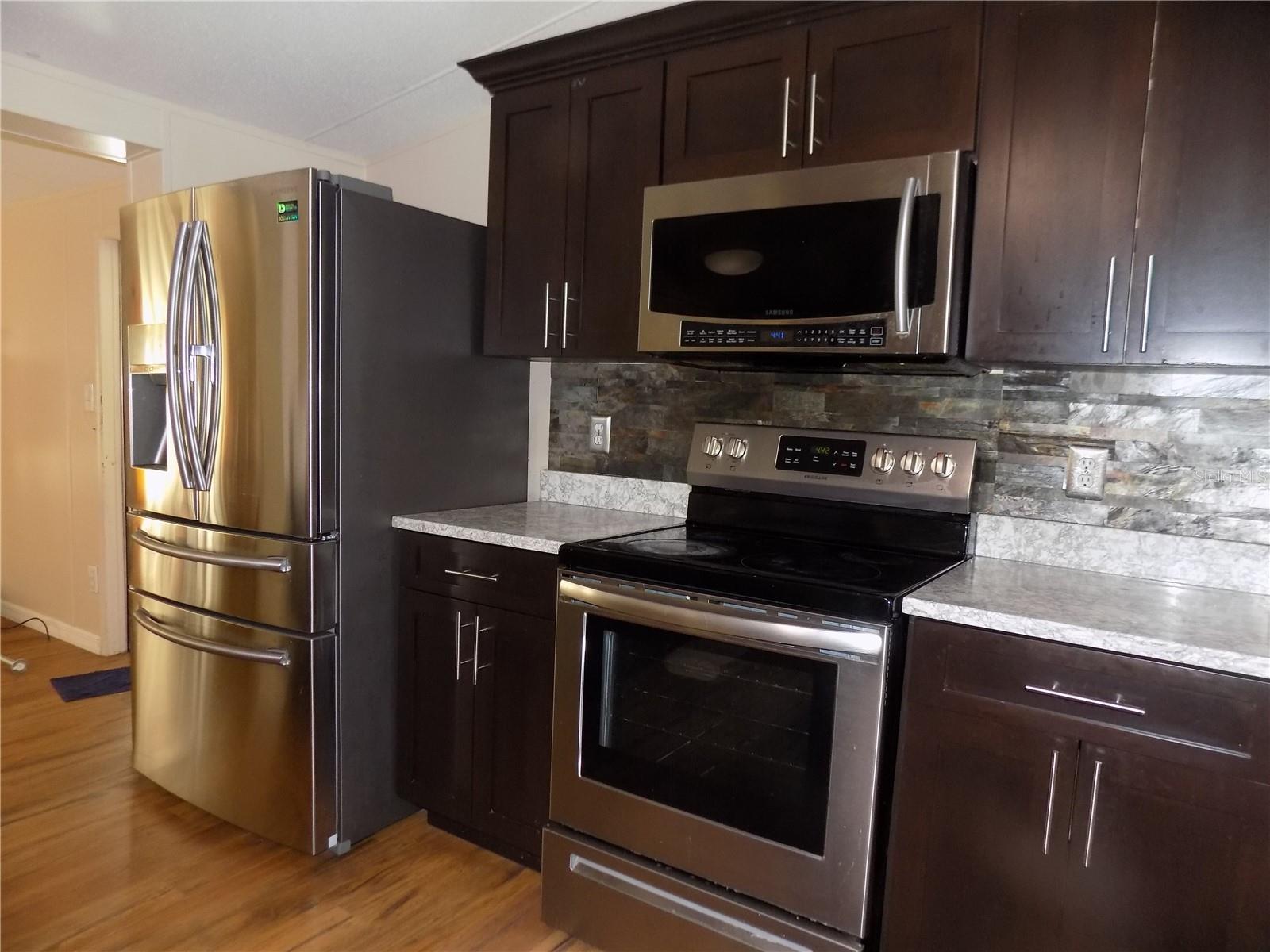 Image 3 of 23 For 12428 Archer Road