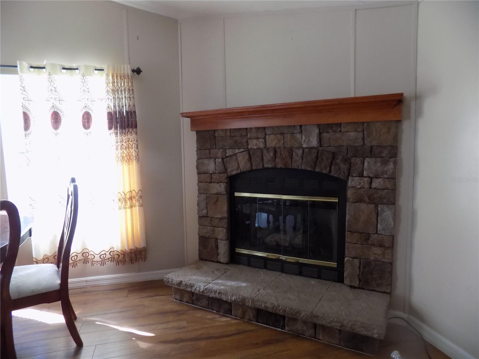 Image 8 of 23 For 12428 Archer Road