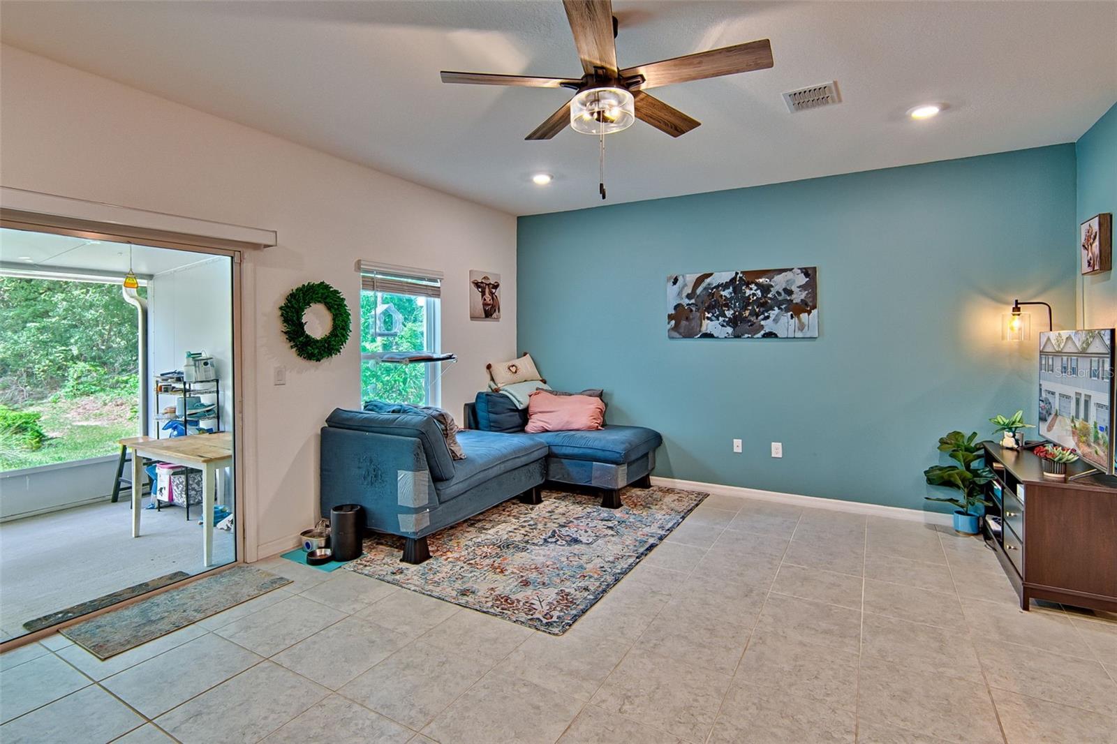 Image 11 of 29 For 12504 7th Place