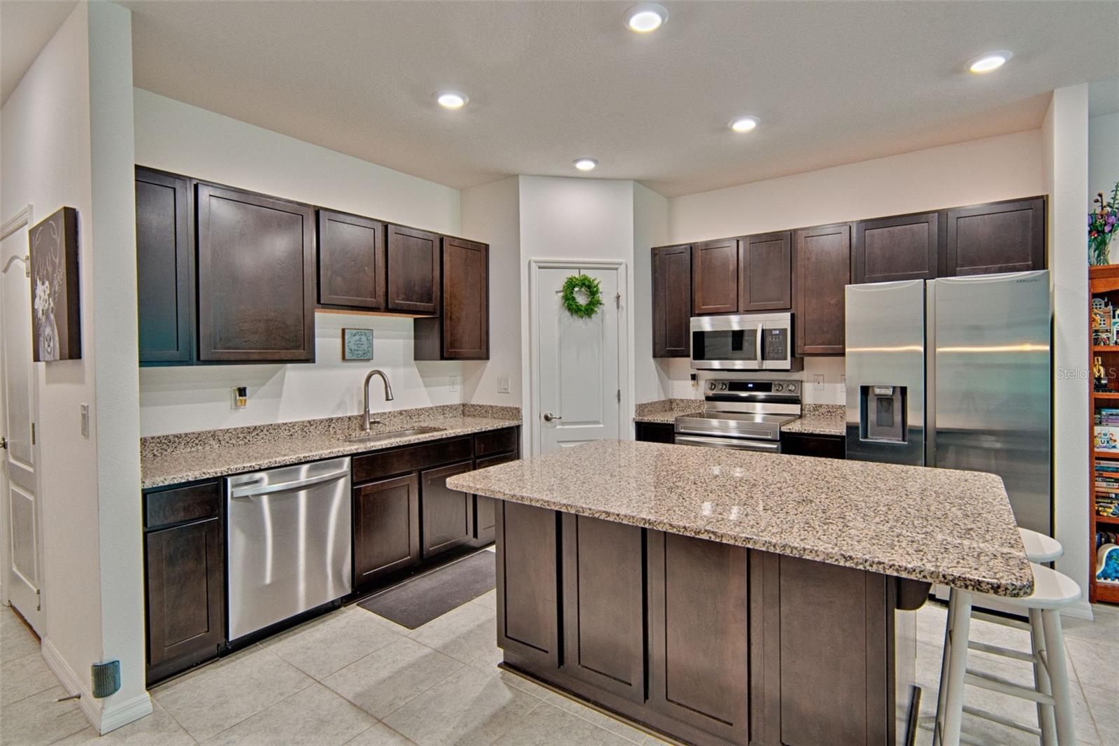 Image 6 of 29 For 12504 7th Place