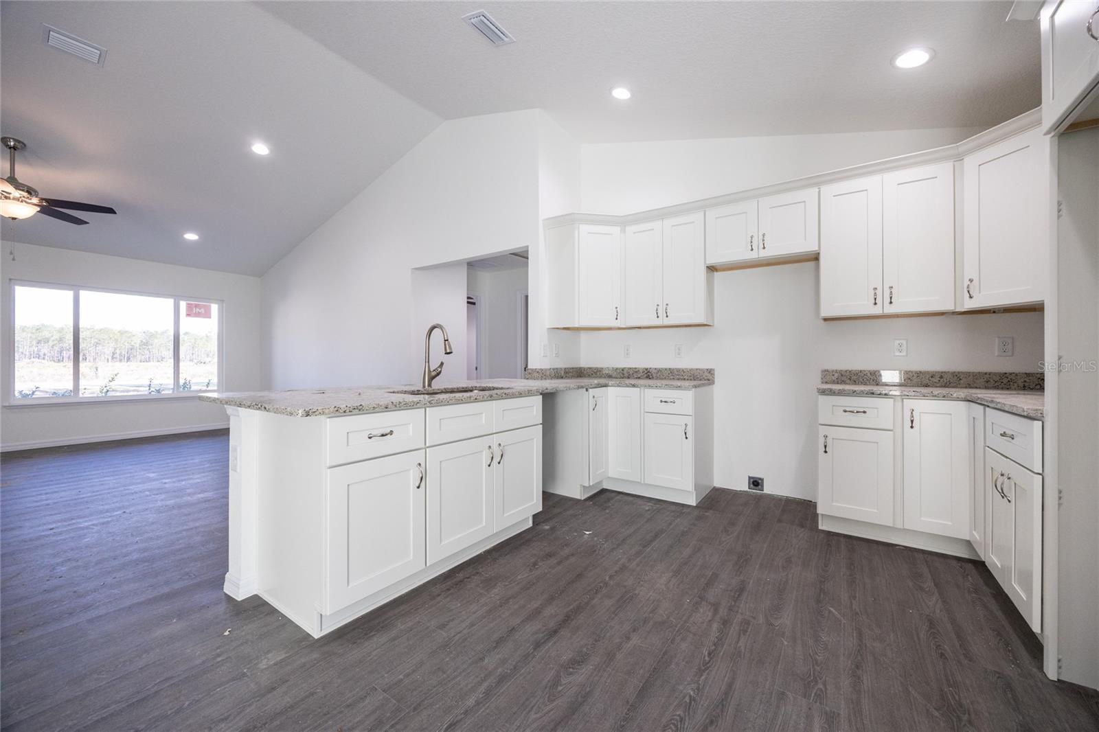 Image 6 of 20 For 8881 138th Lane