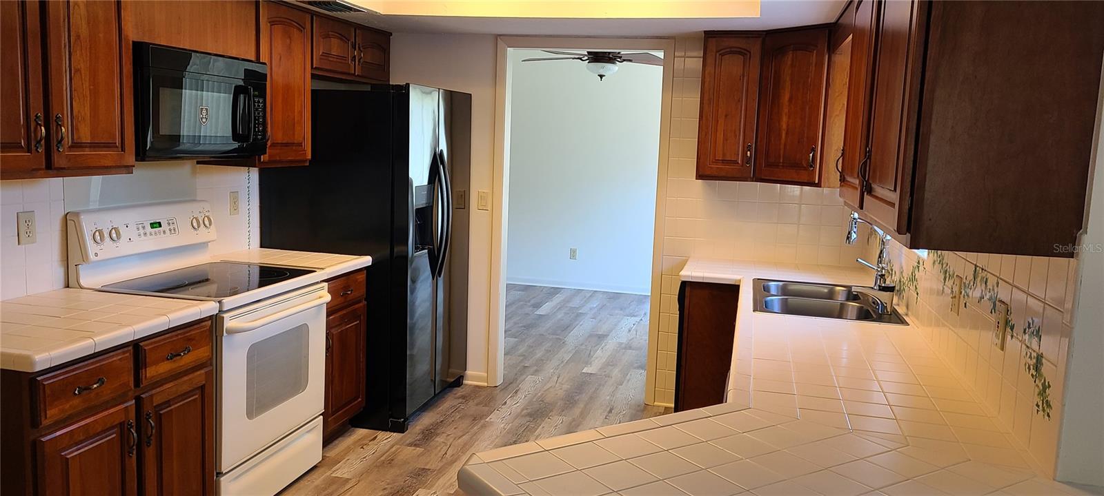 Image 4 of 12 For 3723 40th Street