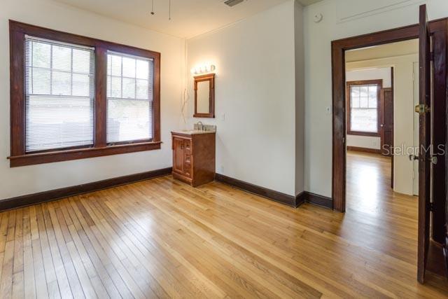 Image 7 of 12 For 113 11th Street 1-2